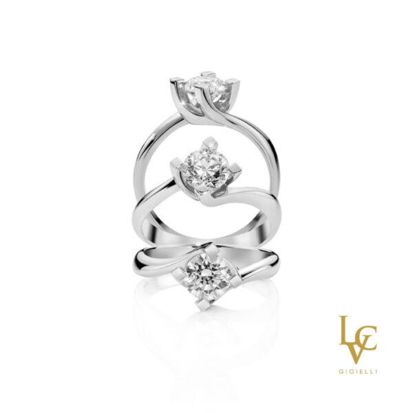 Anello Solitario Valentino