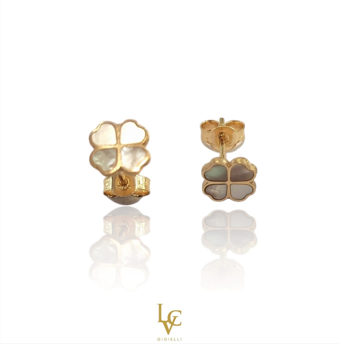 Orecchini con quadrifoglio in madreperla in oro 18kt